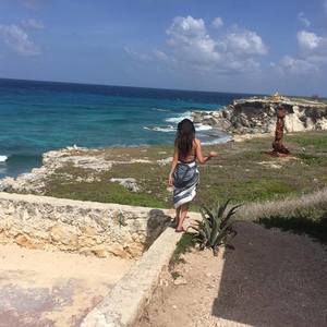 Meet your Posher, Lin